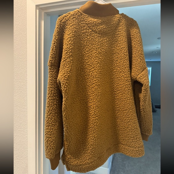 Super soft aerie pullover sweater - Picture 3 of 3
